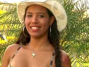 Brazilian teenage slut wiggled her ass for me on webcam