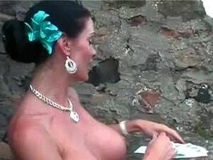Carmen porn videos at Xecce.com