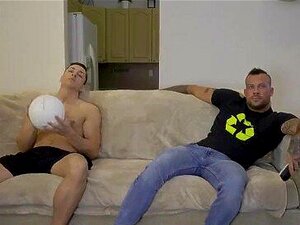 Beau Pere Gay porno et vidéos de sexe en haute qualité sur ...