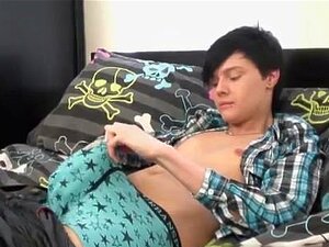 Gay Hot Video sex videos at Rule34pornvids.com