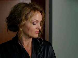 Dina Meyer Nude porno et vidéos de sexe en haute qualité sur ...