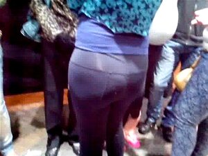 Lycra Ass Voyeur porno et vidéos de sexe en haute qualité sur ...
