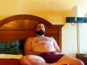 Paja De Oso Barbudo - Bearded Bear WankS In Bed  Gay Porn Gays Gay Cumshot Porn