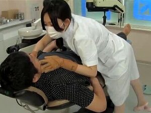 Horny japanese dentist seduce patient